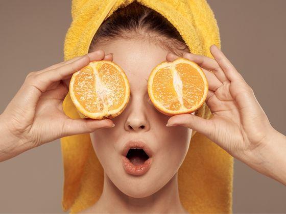 Ezért kell a bőrödnek a C-vitamin