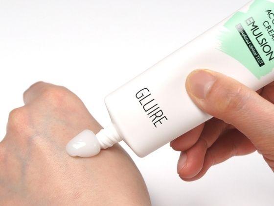GLUIRE AC CALMING NYUGTATÓ KRÉMEMULZIÓ